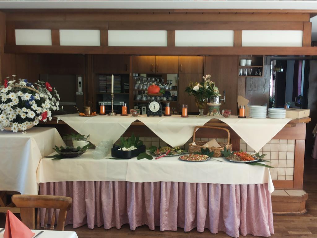 Hotellerie Gasthaus Schubert Garbsen Eksteriør billede